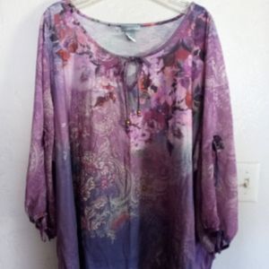 Catherine's 4x top with peek-a-boo sleeves